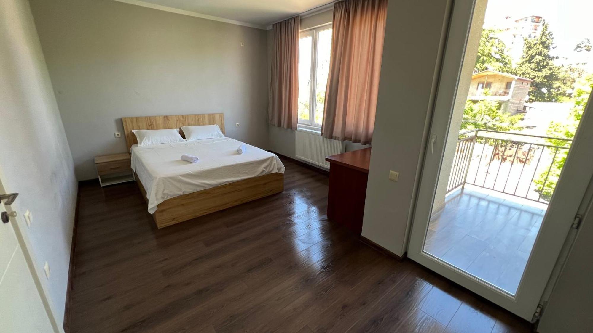 Garden House Tbilisi Otel Dış mekan fotoğraf