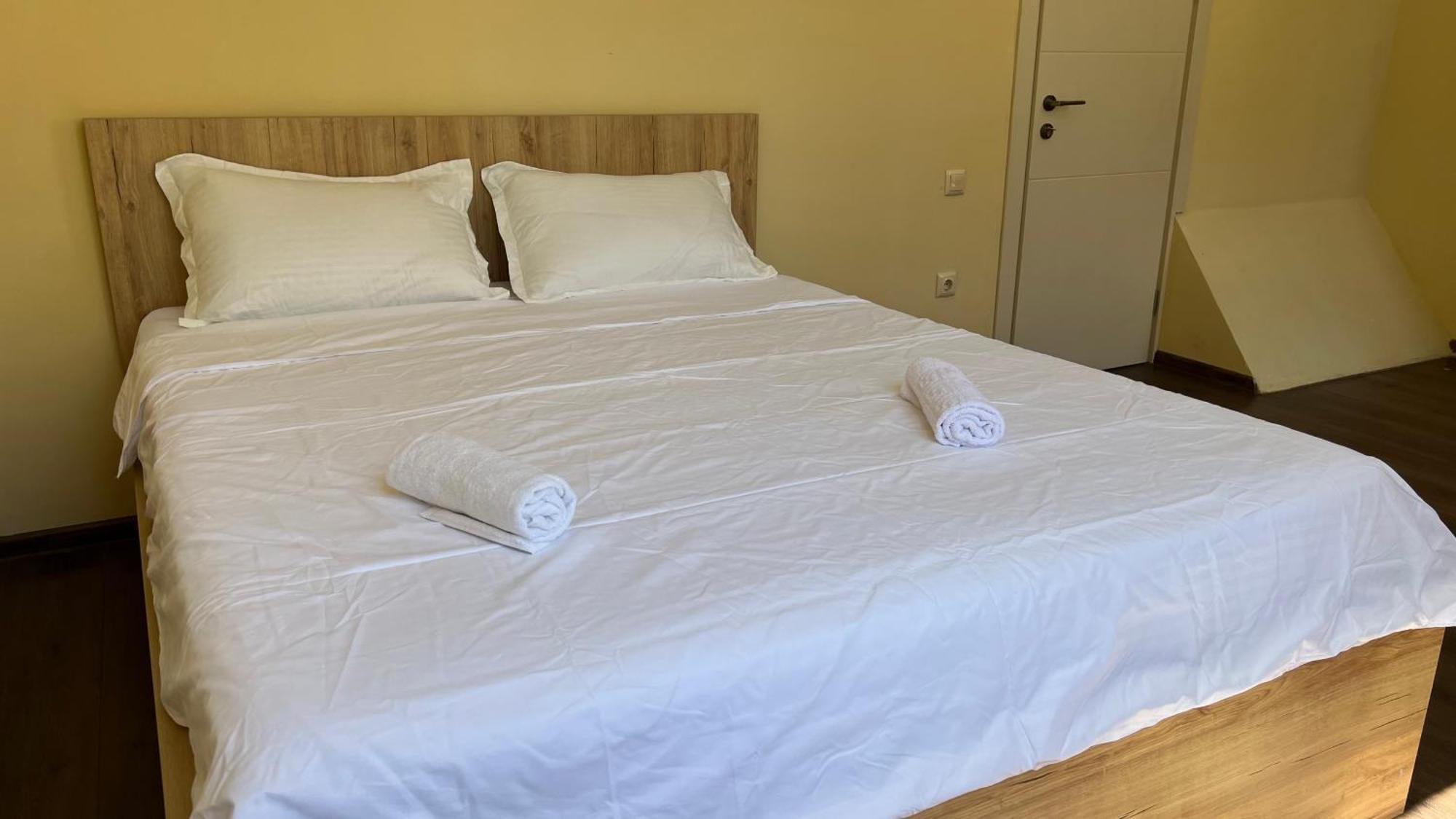 Garden House Tbilisi Otel Dış mekan fotoğraf